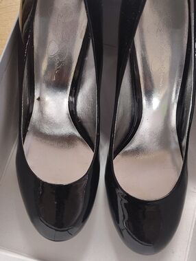 Jessica Simpson Classic Black Patent High Heel Pumps